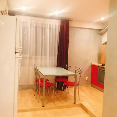 Arc De Triomphe Studio Boekarest